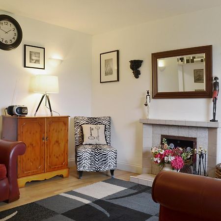 Checkers Cottage - Beaufort Estate Belladrum Екстериор снимка