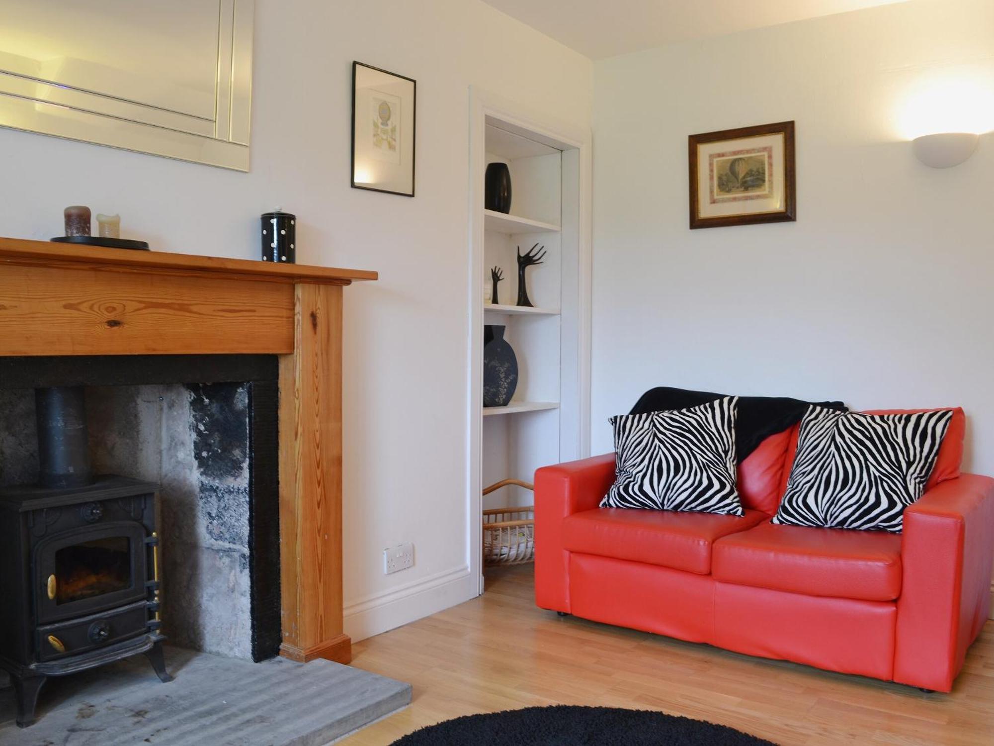 Checkers Cottage - Beaufort Estate Belladrum Екстериор снимка