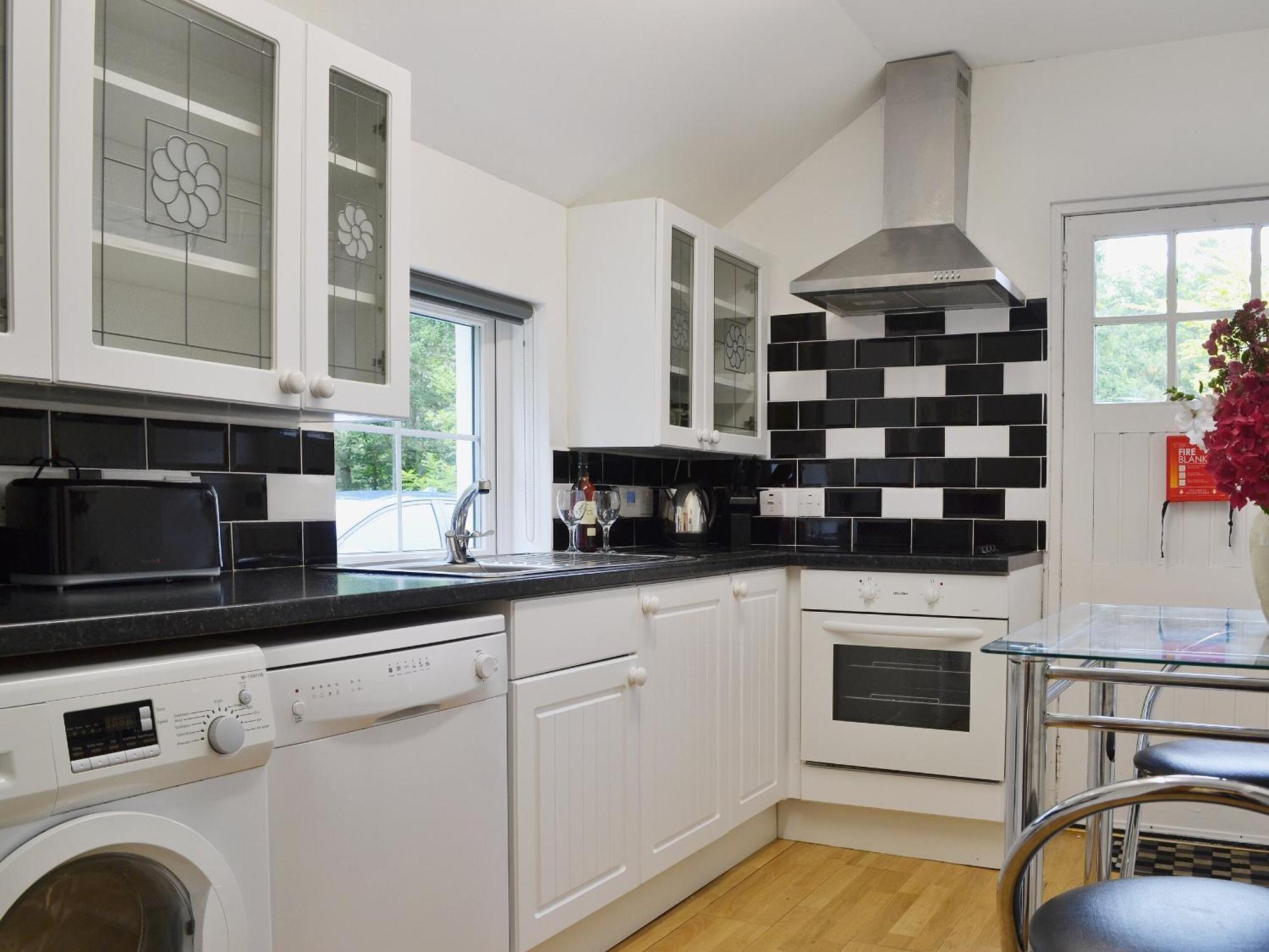 Checkers Cottage - Beaufort Estate Belladrum Екстериор снимка