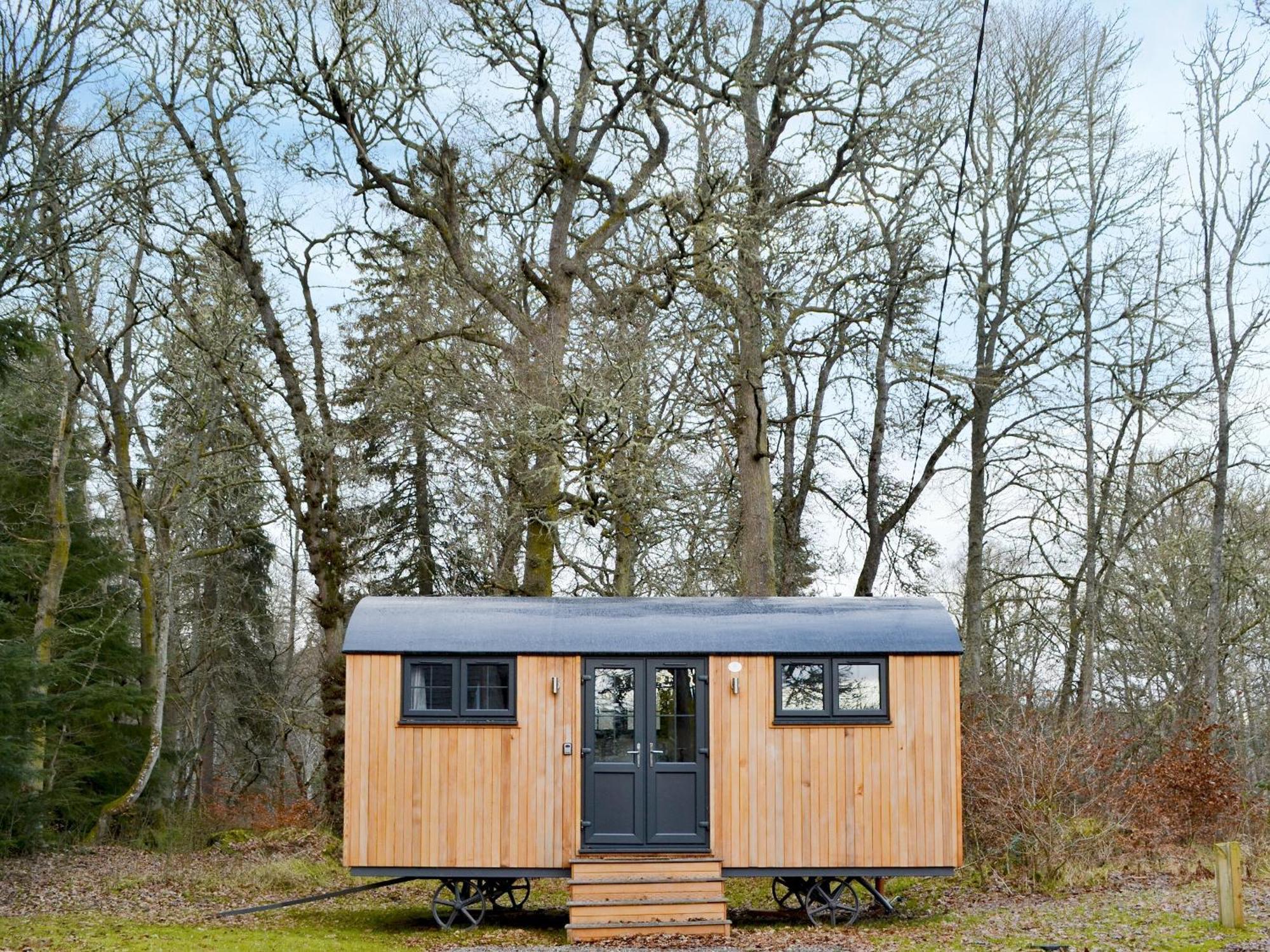 Checkers Cottage - Beaufort Estate Belladrum Екстериор снимка